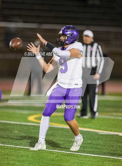 Thumbnail 2 in Rock Canyon vs. Arvada West (CHSAA 5A First Round) photogallery.