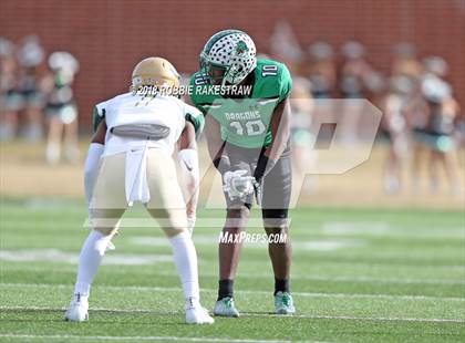 Thumbnail 2 in DeSoto vs. Carroll (UIL 6A Division 1 Region 1 Area) photogallery.