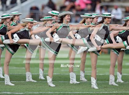 Thumbnail 2 in DeSoto vs. Carroll (UIL 6A Division 1 Region 1 Area) photogallery.