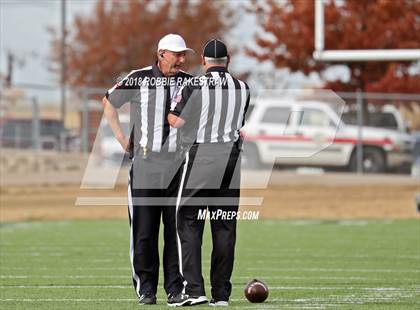 Thumbnail 3 in DeSoto vs. Carroll (UIL 6A Division 1 Region 1 Area) photogallery.