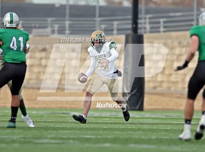 Thumbnail 3 in DeSoto vs. Carroll (UIL 6A Division 1 Region 1 Area) photogallery.
