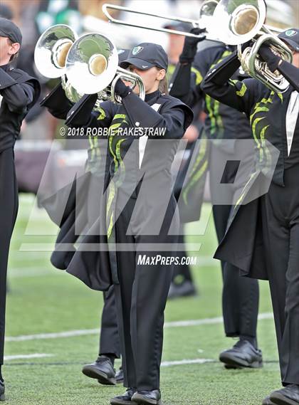Thumbnail 2 in DeSoto vs. Carroll (UIL 6A Division 1 Region 1 Area) photogallery.