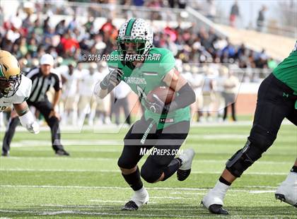 Thumbnail 2 in DeSoto vs. Carroll (UIL 6A Division 1 Region 1 Area) photogallery.