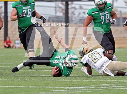 Thumbnail 2 in DeSoto vs. Carroll (UIL 6A Division 1 Region 1 Area) photogallery.