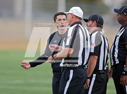 Thumbnail 2 in DeSoto vs. Carroll (UIL 6A Division 1 Region 1 Area) photogallery.