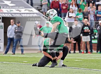 Thumbnail 2 in DeSoto vs. Carroll (UIL 6A Division 1 Region 1 Area) photogallery.