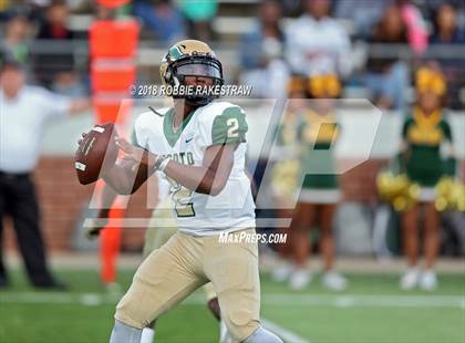Thumbnail 3 in DeSoto vs. Carroll (UIL 6A Division 1 Region 1 Area) photogallery.