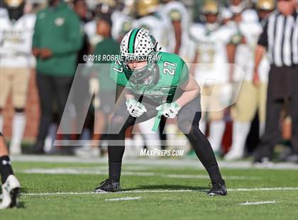 Thumbnail 3 in DeSoto vs. Carroll (UIL 6A Division 1 Region 1 Area) photogallery.