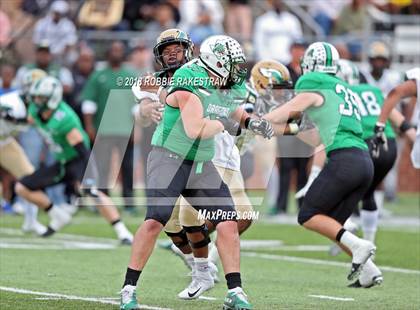 Thumbnail 3 in DeSoto vs. Carroll (UIL 6A Division 1 Region 1 Area) photogallery.