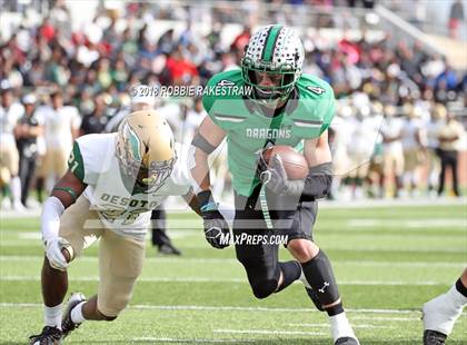 Thumbnail 3 in DeSoto vs. Carroll (UIL 6A Division 1 Region 1 Area) photogallery.
