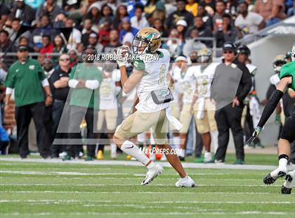 Thumbnail 2 in DeSoto vs. Carroll (UIL 6A Division 1 Region 1 Area) photogallery.