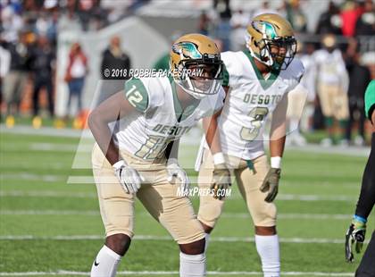 Thumbnail 3 in DeSoto vs. Carroll (UIL 6A Division 1 Region 1 Area) photogallery.