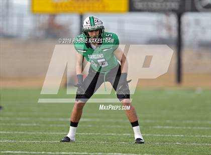 Thumbnail 3 in DeSoto vs. Carroll (UIL 6A Division 1 Region 1 Area) photogallery.
