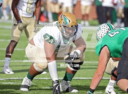 Thumbnail 1 in DeSoto vs. Carroll (UIL 6A Division 1 Region 1 Area) photogallery.