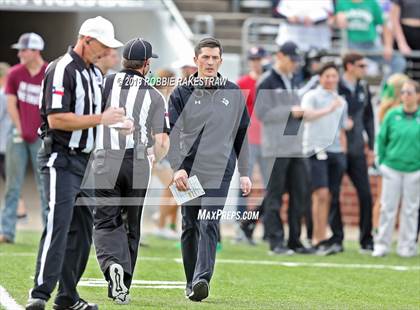Thumbnail 3 in DeSoto vs. Carroll (UIL 6A Division 1 Region 1 Area) photogallery.