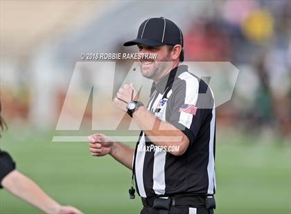 Thumbnail 1 in DeSoto vs. Carroll (UIL 6A Division 1 Region 1 Area) photogallery.