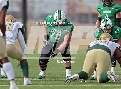 Thumbnail 2 in DeSoto vs. Carroll (UIL 6A Division 1 Region 1 Area) photogallery.