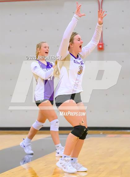 Thumbnail 3 in Oakley @ Southwestern Heights photogallery.