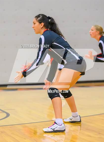 Thumbnail 3 in Oakley @ Southwestern Heights photogallery.