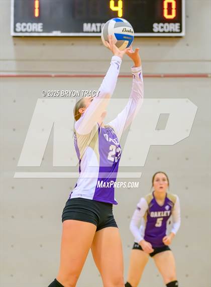 Thumbnail 3 in Oakley @ Southwestern Heights photogallery.