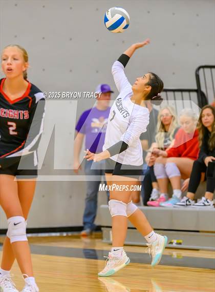 Thumbnail 3 in Oakley @ Southwestern Heights photogallery.