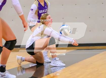 Thumbnail 2 in Oakley @ Southwestern Heights photogallery.