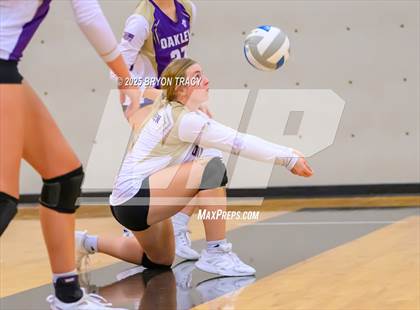 Thumbnail 3 in Oakley @ Southwestern Heights photogallery.