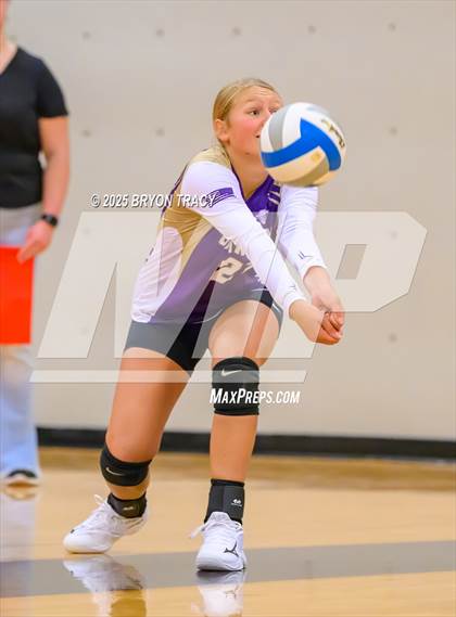 Thumbnail 3 in Oakley @ Southwestern Heights photogallery.