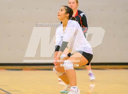 Thumbnail 2 in Oakley @ Southwestern Heights photogallery.