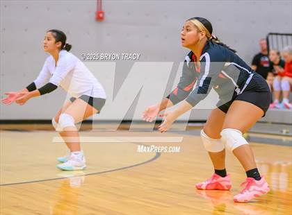 Thumbnail 3 in Oakley @ Southwestern Heights photogallery.