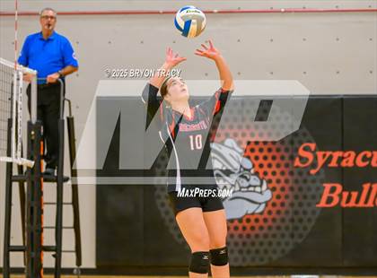 Thumbnail 3 in Oakley @ Southwestern Heights photogallery.