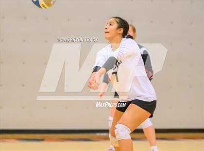 Thumbnail 3 in Oakley @ Southwestern Heights photogallery.