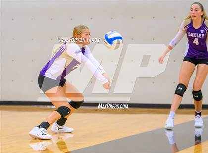 Thumbnail 3 in Oakley @ Southwestern Heights photogallery.