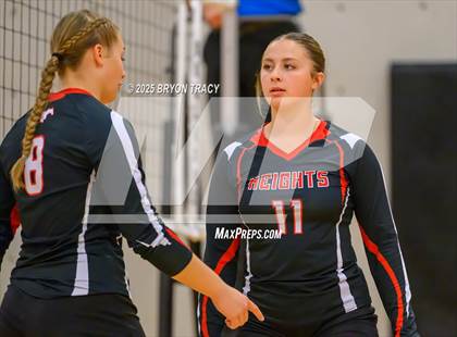 Thumbnail 2 in Oakley @ Southwestern Heights photogallery.