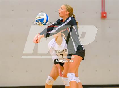 Thumbnail 2 in Oakley @ Southwestern Heights photogallery.