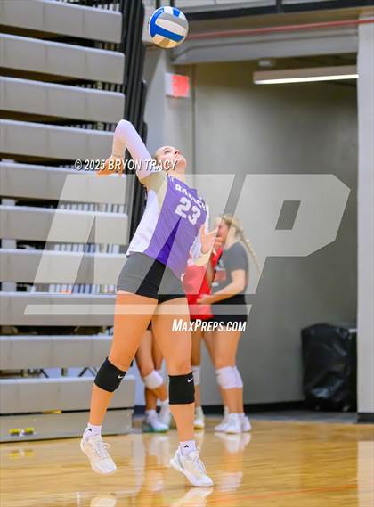 Thumbnail 3 in Oakley @ Southwestern Heights photogallery.