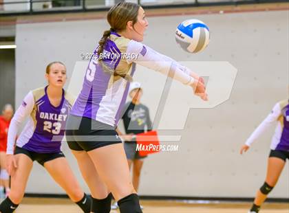 Thumbnail 3 in Oakley @ Southwestern Heights photogallery.