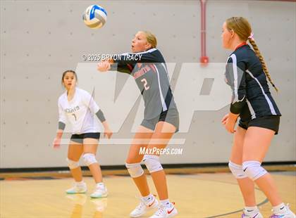 Thumbnail 2 in Oakley @ Southwestern Heights photogallery.