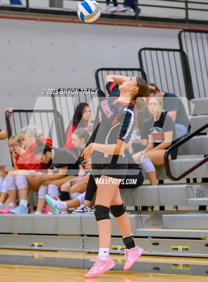 Thumbnail 3 in Oakley @ Southwestern Heights photogallery.