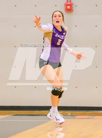 Thumbnail 2 in Oakley @ Southwestern Heights photogallery.