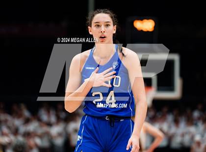 Thumbnail 3 in Olmsted Falls vs. Springboro (OHSAA Division 1 Final) photogallery.