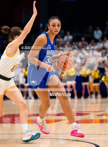 Thumbnail 1 in Olmsted Falls vs. Springboro (OHSAA Division 1 Final) photogallery.