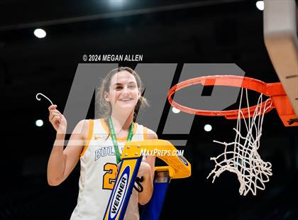 Thumbnail 1 in Olmsted Falls vs. Springboro (OHSAA Division 1 Final) photogallery.