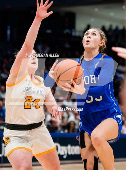 Thumbnail 1 in Olmsted Falls vs. Springboro (OHSAA Division 1 Final) photogallery.