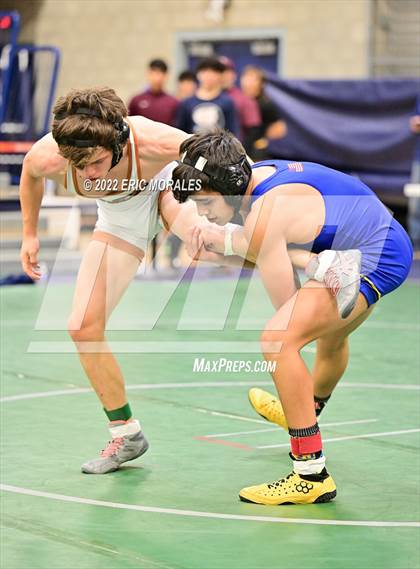 Thumbnail 2 in El Cajon Invitational photogallery.