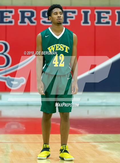 Thumbnail 2 in West vs. Liberty (Ralph Krave Memorial Tournament) photogallery.