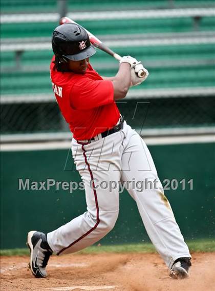 Thumbnail 2 in Waxahachie vs. Cedar Hill (Robert Dulin Memorial) photogallery.