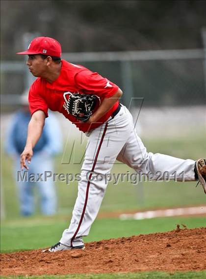 Thumbnail 2 in Waxahachie vs. Cedar Hill (Robert Dulin Memorial) photogallery.