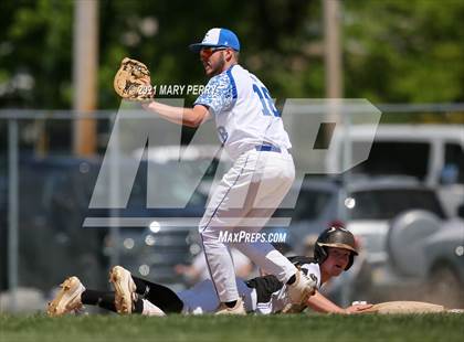 Thumbnail 2 in Quaker Valley @ Lincoln photogallery.