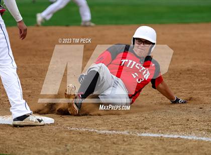 Thumbnail 1 in Tustin @ Pacifica photogallery.